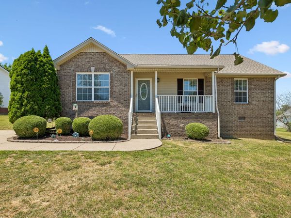 518 Polo Ln , Springfield, TN 37172