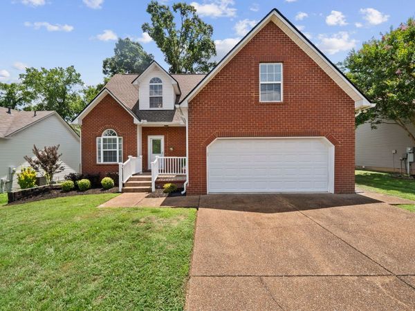 1272 Baker Creek Dr , Spring Hill, TN 37174