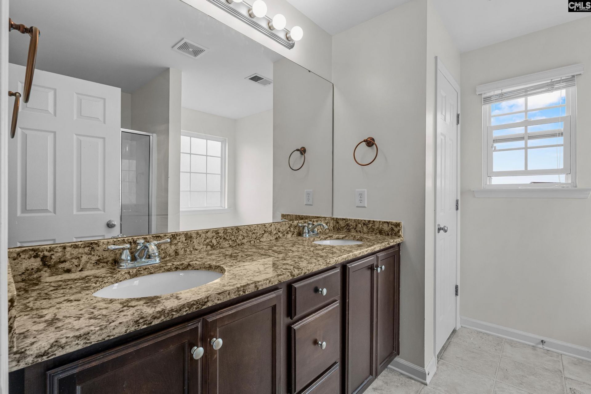 403 Whispering Oak Circle  Photo 20