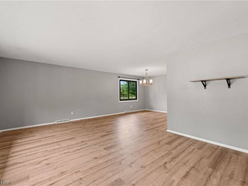 7705 Klein Drive , Middleburg Heights, OH 44130 Photo 14