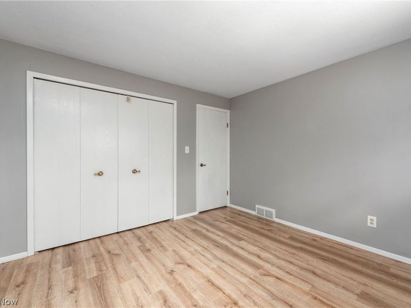 7705 Klein Drive , Middleburg Heights, OH 44130 Photo 19