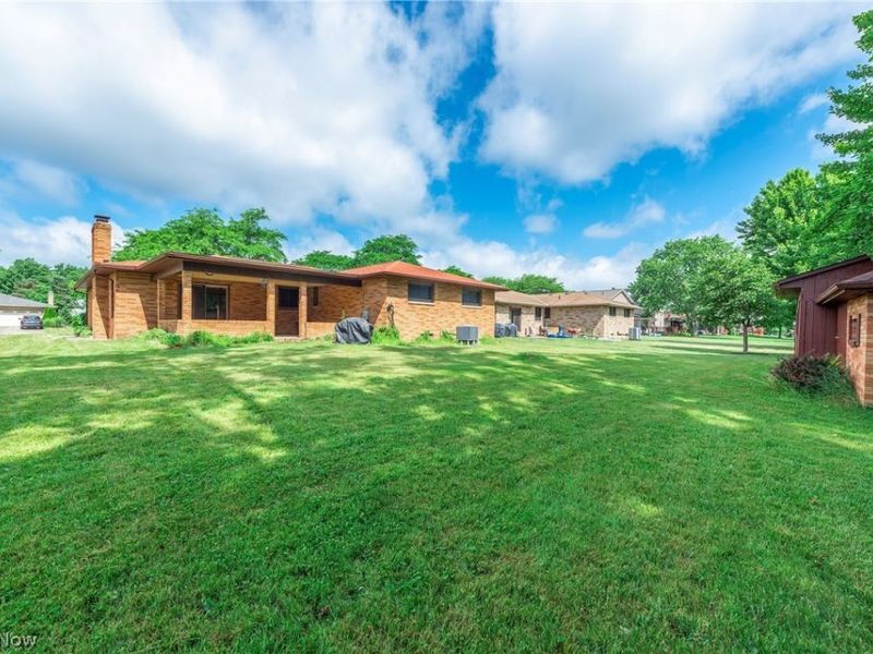 7705 Klein Drive , Middleburg Heights, OH 44130 Photo 30