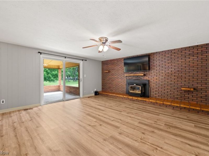 7705 Klein Drive , Middleburg Heights, OH 44130 Photo 5