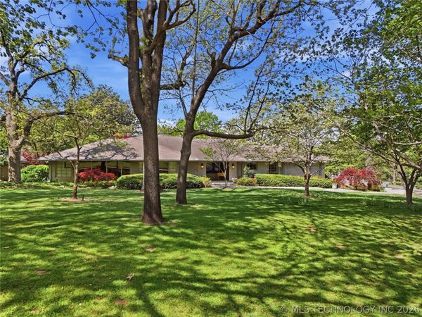 4112 S Victor Court , Tulsa, OK 74105