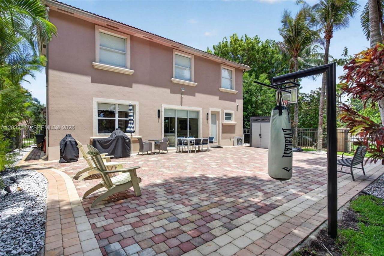 4907 Cypress Way , Coconut Creek, FL 33073 Photo