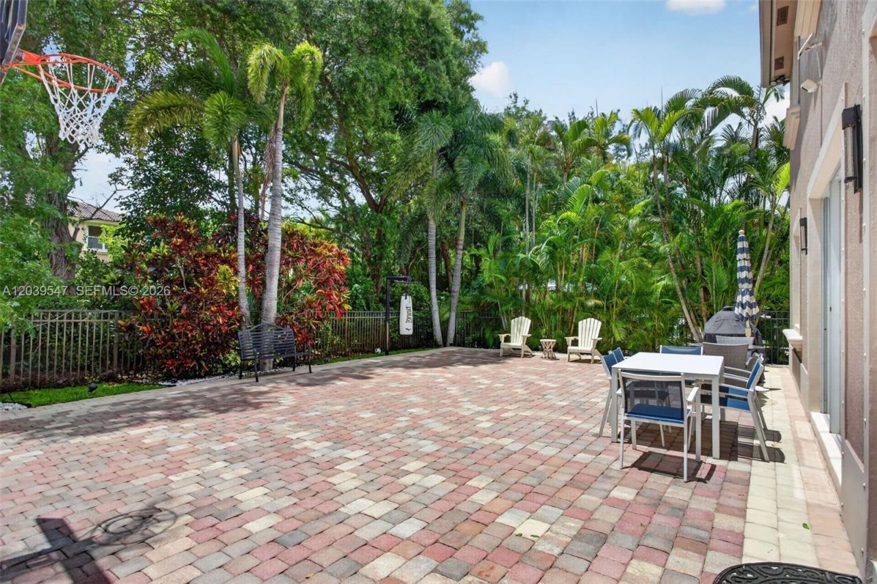 4907 Cypress Way , Coconut Creek, FL 33073 Photo