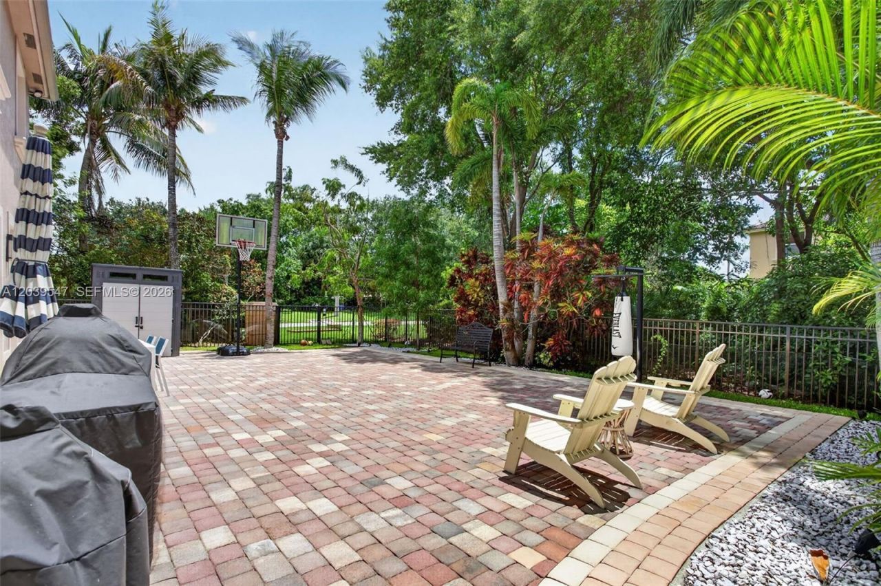 4907 Cypress Way , Coconut Creek, FL 33073 Photo