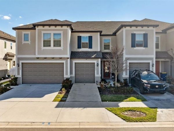31607 BLUE PASSING LOOP , WESLEY CHAPEL, FL 33545