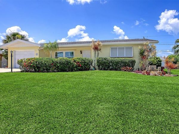 524 GLEN OAK ROAD , VENICE, FL 34293