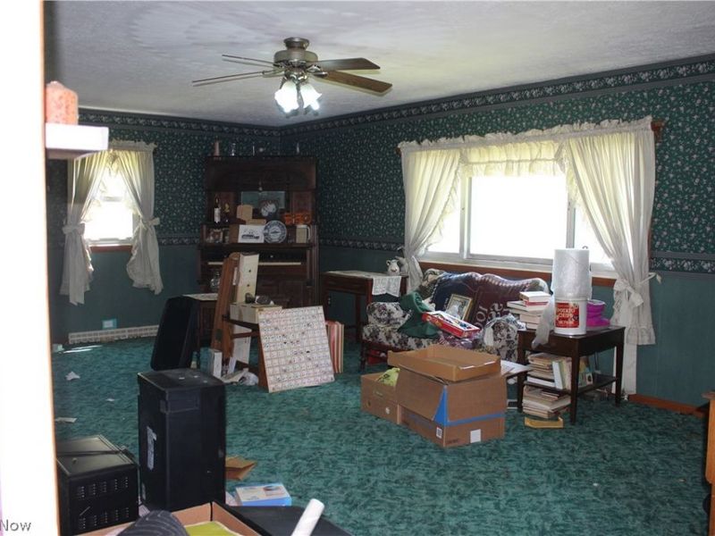 10182 Andora Road NE, East Rochester, OH 44625 Photo 9