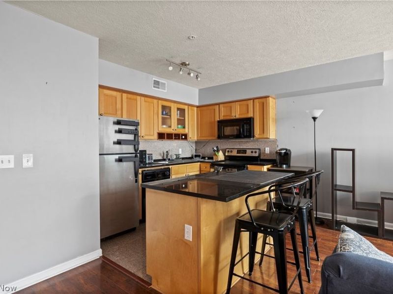 2222 Detroit Avenue, Unit 515, Cleveland, OH 44113 Photo 5
