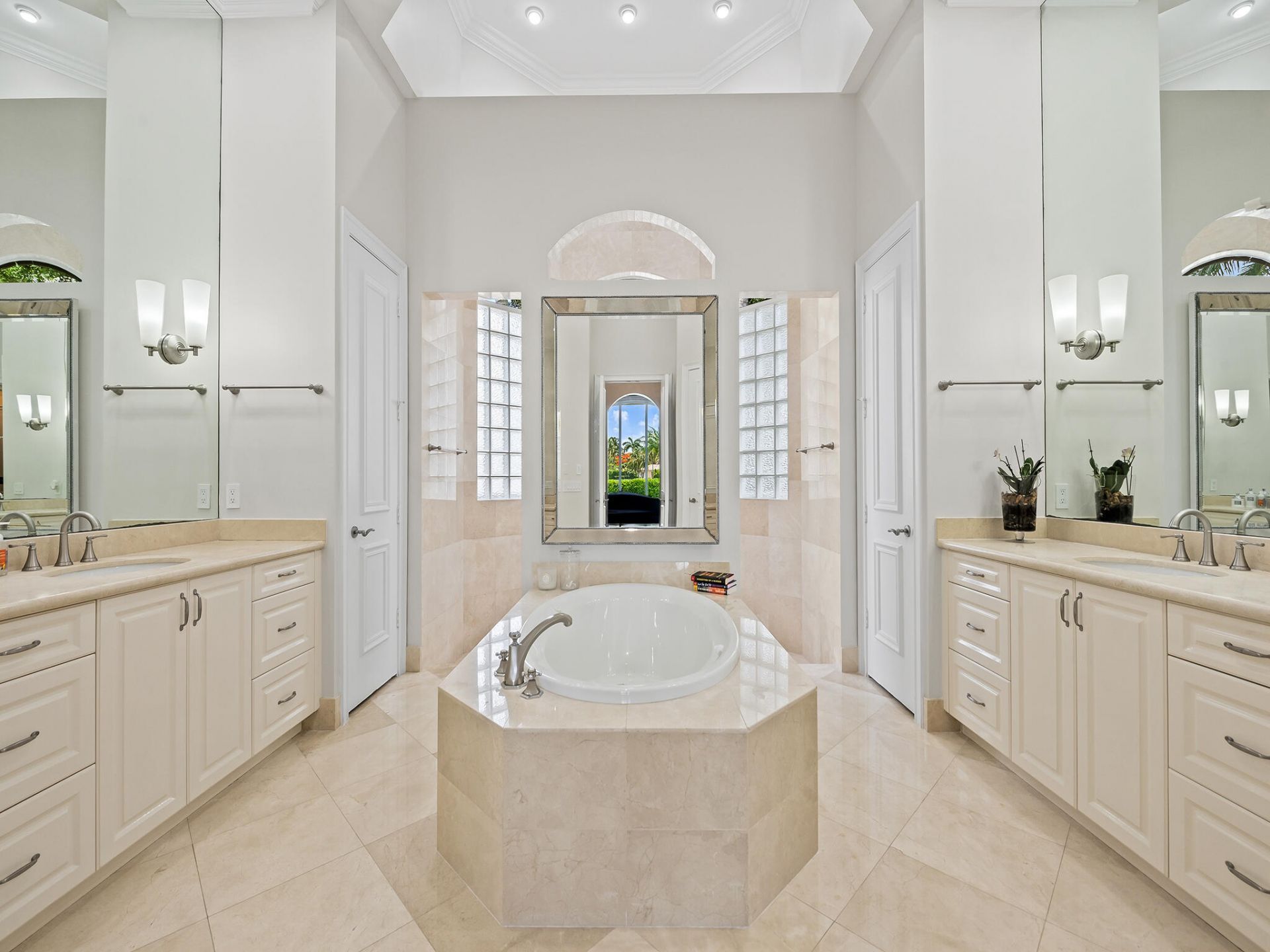 10787 Blue Palm Street, Plantation, FL 33324 Photo