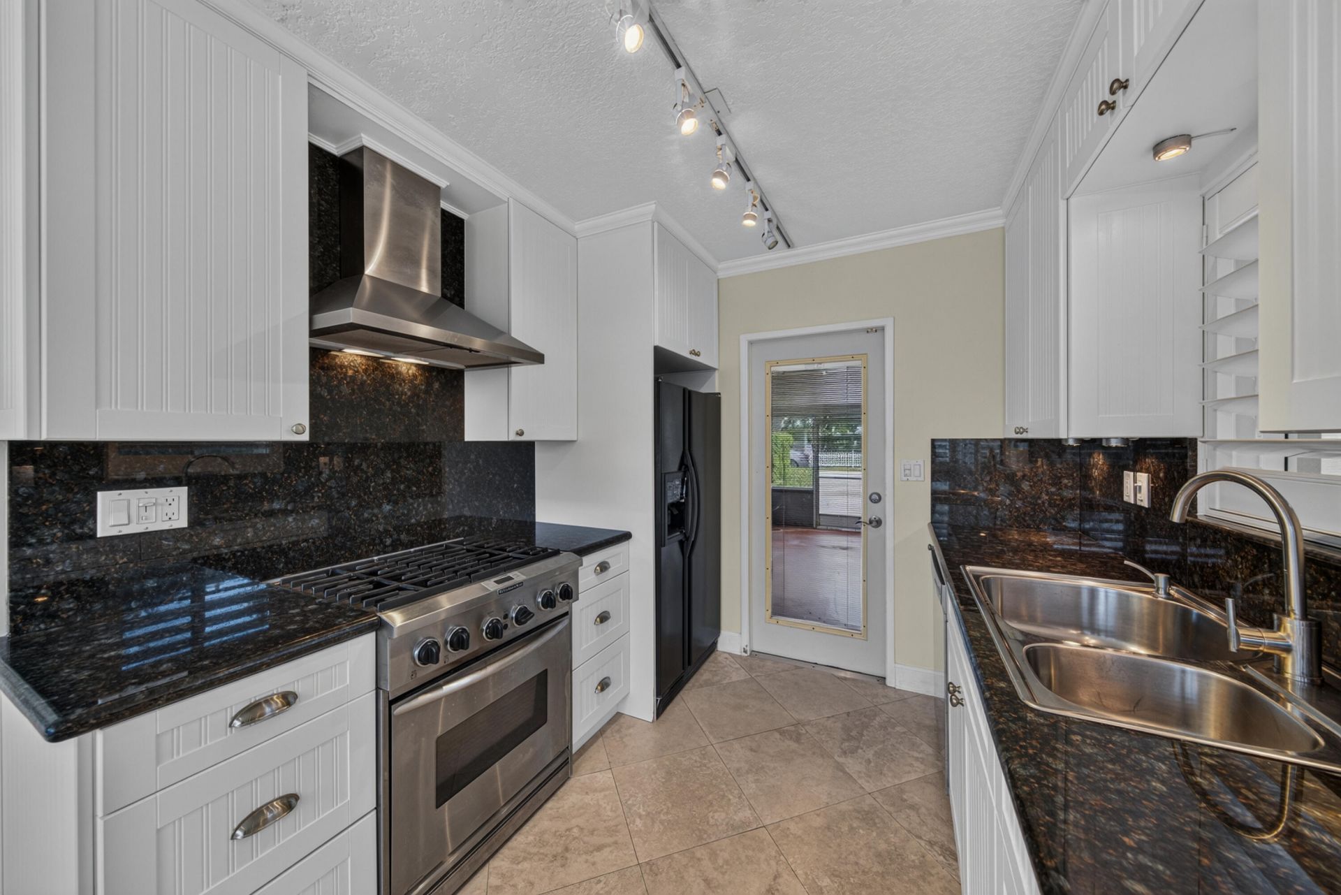 1325 Guava Isle, Fort Lauderdale, FL 33315 Photo