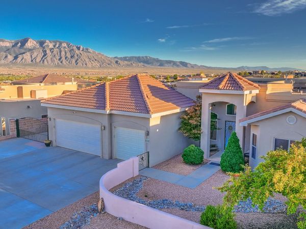 6628 Kalgan Road NE, Rio Rancho, NM 87144