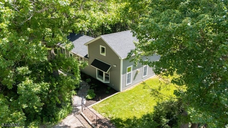 14 Maine Rd, West Milford, NJ 07421 Main Photo