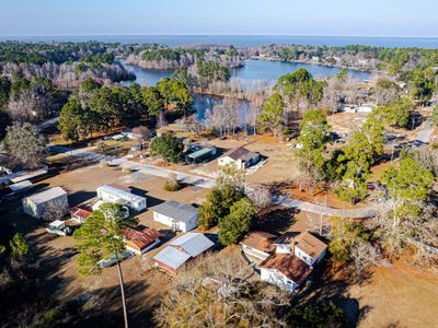 381 Fountain Lake Drive, Eutawville, SC 29048