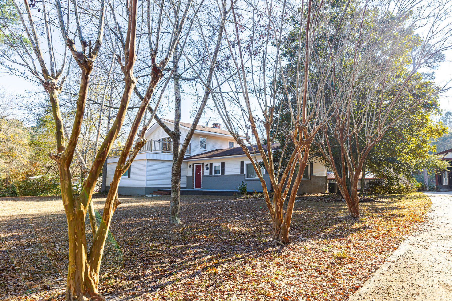 381 Fountain Lake Drive Photo 14
