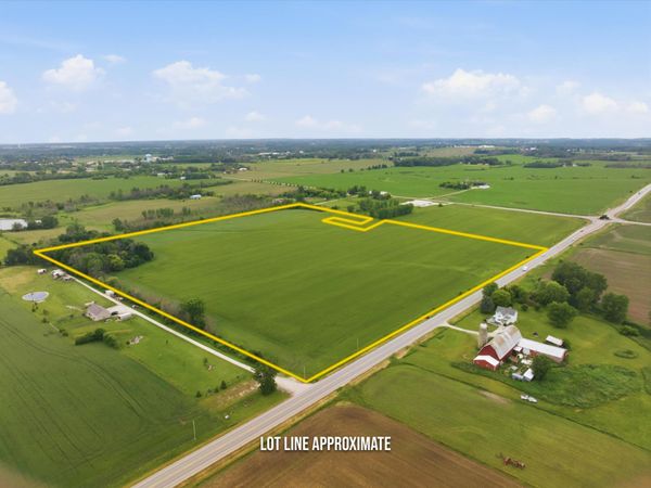 LT1 310 Hwy, Manitowoc Rapids, WI 54220