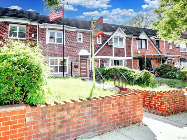 6110 84th Street , Middle Village, NY 11379