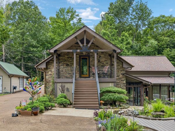 18385 McCaleb Ln , Primm Springs, TN 38476