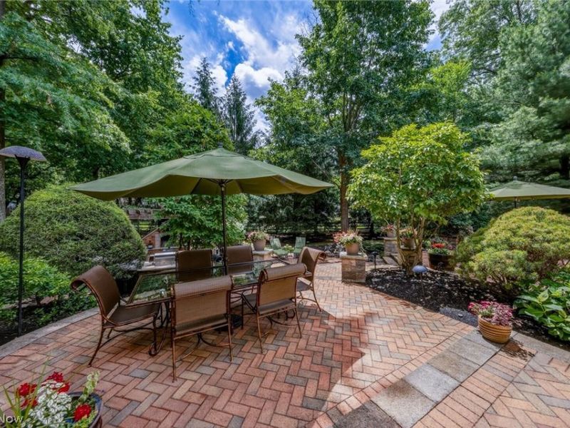 5808 Pinehurst Court, Highland Heights, OH 44143 Photo 13