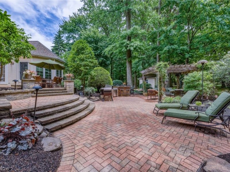 5808 Pinehurst Court, Highland Heights, OH 44143 Photo 17