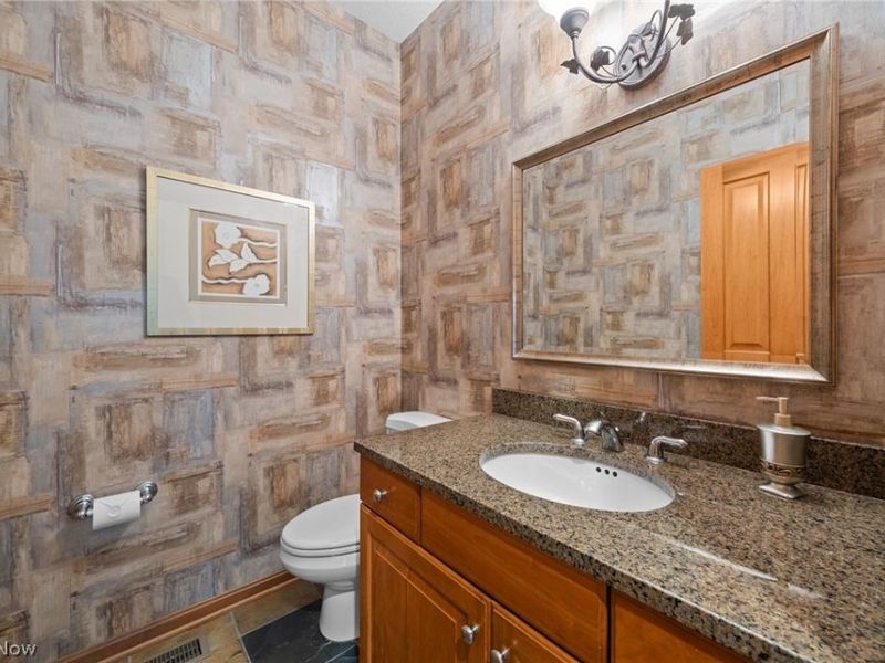 5808 Pinehurst Court, Highland Heights, OH 44143 Photo 42