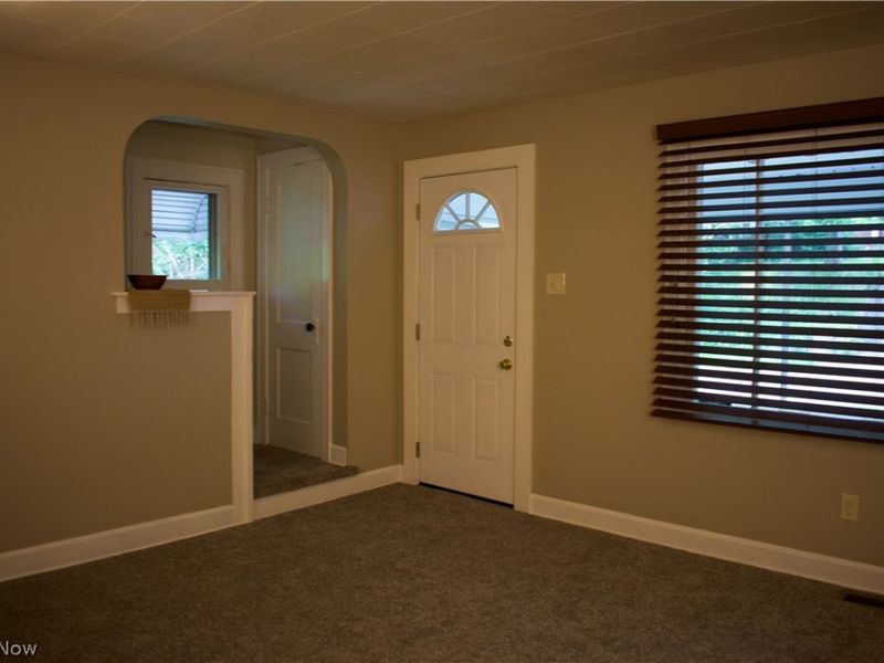 428 Kline Avenue, Akron, OH 44305 Photo 3