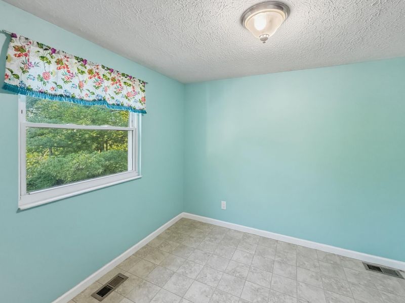 126 Idlewood Drive, Covington, KY 41017 Photo 10