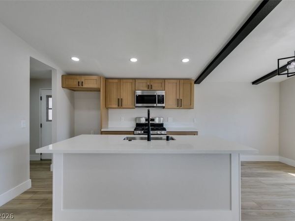 3167 Comitan Lane , Las Vegas, NV 89122