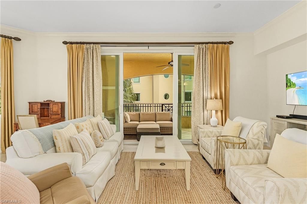 2728 Tiburon Blvd E, Unit 401, Naples, FL 34109 Photo