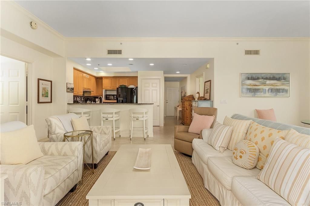 2728 Tiburon Blvd E, Unit 401, Naples, FL 34109 Photo