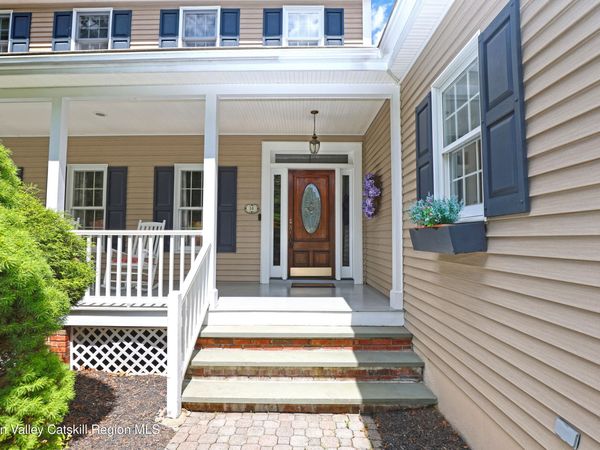 14 Amy Court, Kingston, NY 12401