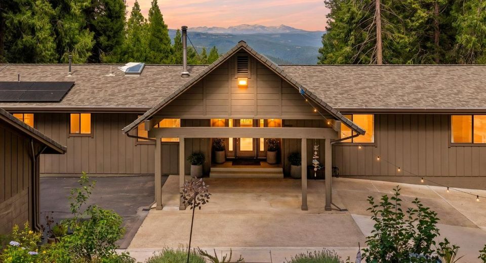 3070 Crystal Summit Rd, Pollock Pines, CA 95726 Photo