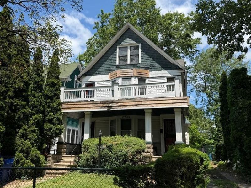 13709 Earlwood Road, Cleveland, OH 44110 Photo 1