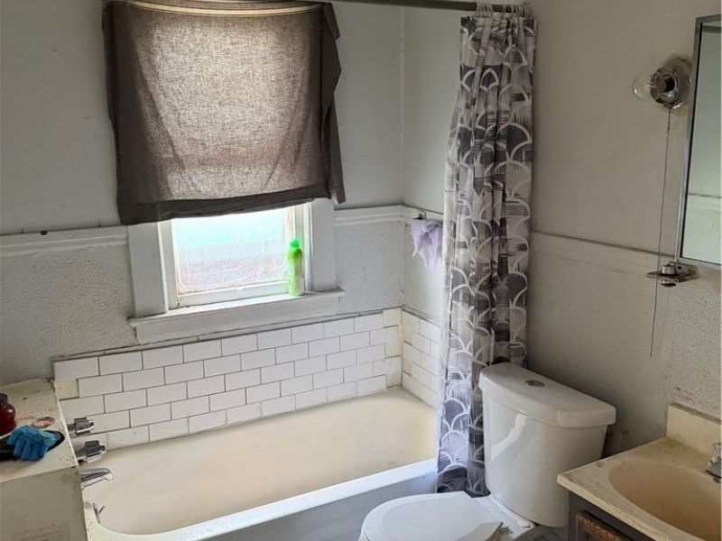 13709 Earlwood Road, Cleveland, OH 44110 Photo 24