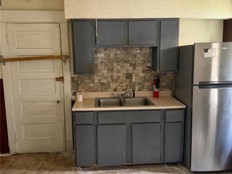 13709 Earlwood Road, Cleveland, OH 44110 Photo 30
