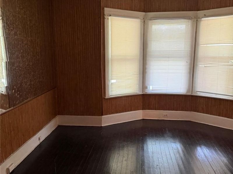13709 Earlwood Road, Cleveland, OH 44110 Photo 6