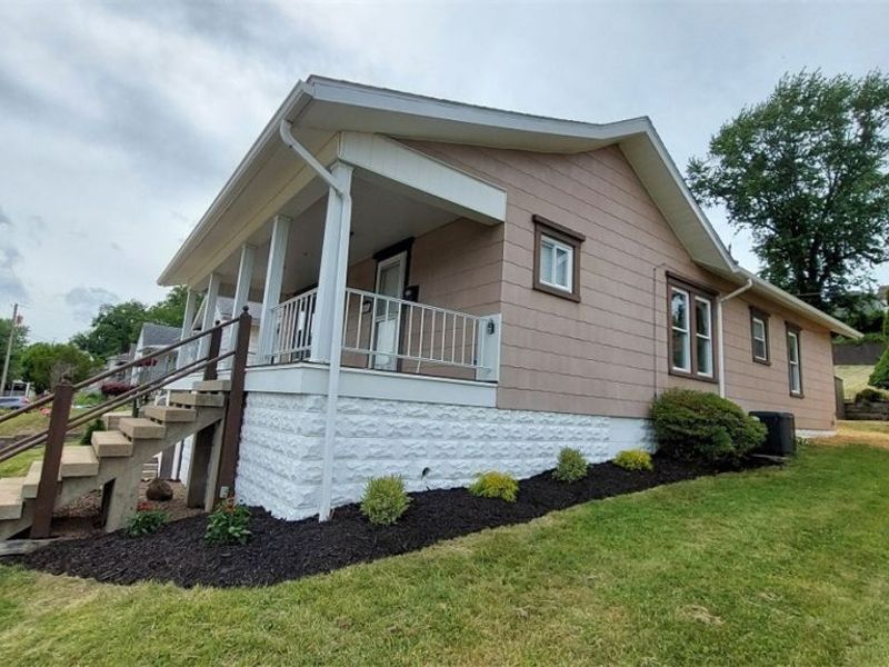 161 Rosslyn Boulevard, Steubenville, OH 43952 Photo 2