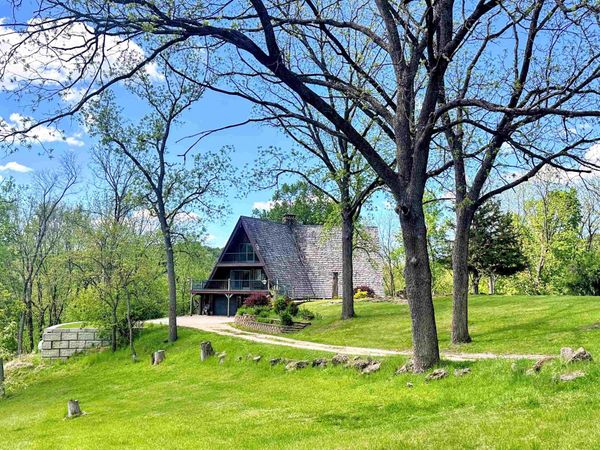 1000 Tanglewood Drive, McGregor, IA 52157
