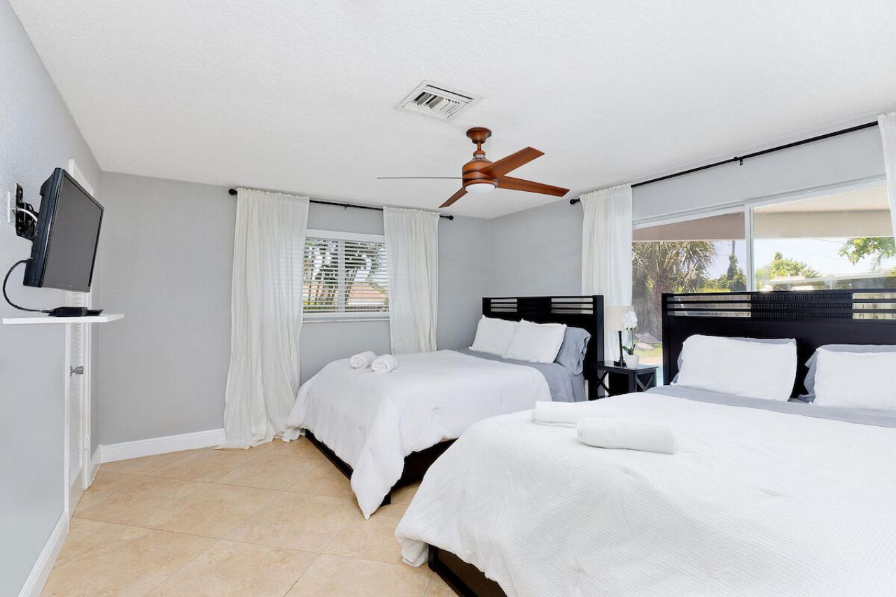 4348 NW 2nd Terrace, Boca Raton, FL 33431 Photo