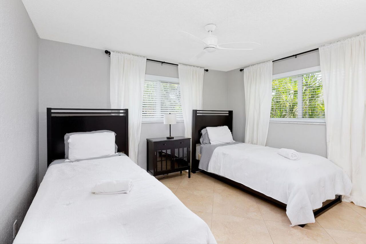 4348 NW 2nd Terrace, Boca Raton, FL 33431 Photo