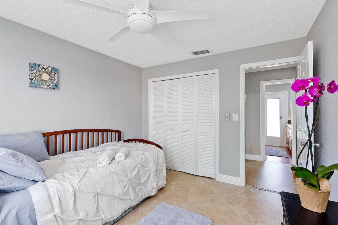 4348 NW 2nd Terrace, Boca Raton, FL 33431 Photo