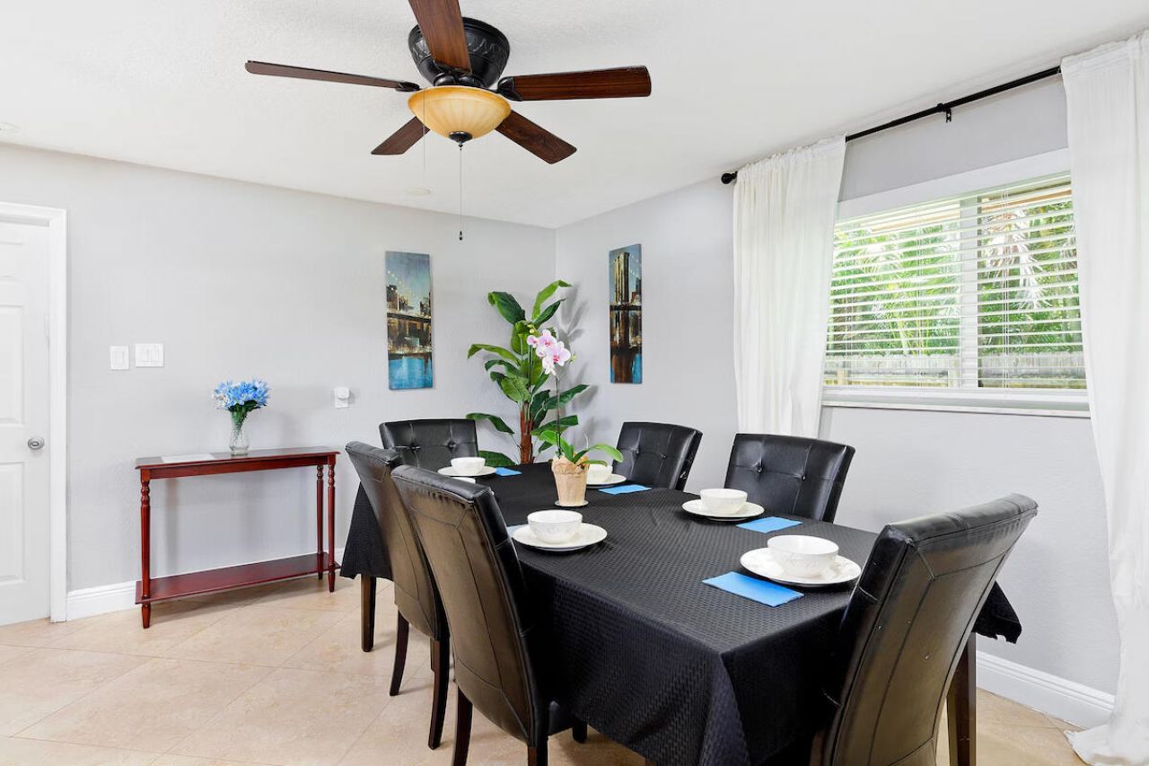 4348 NW 2nd Terrace, Boca Raton, FL 33431 Photo