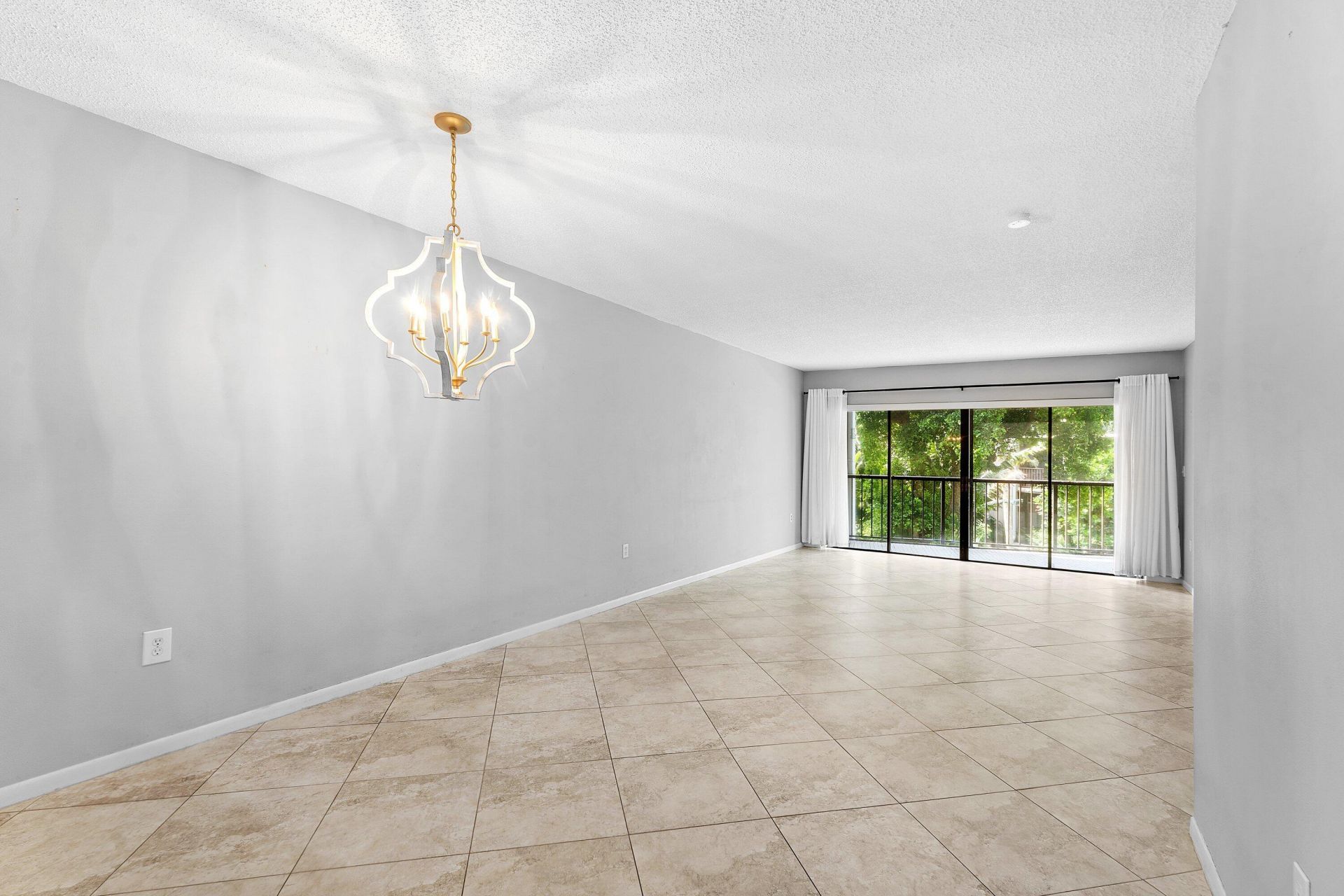 3605 S Ocean Boulevard, South Palm Beach, FL 33480 Photo