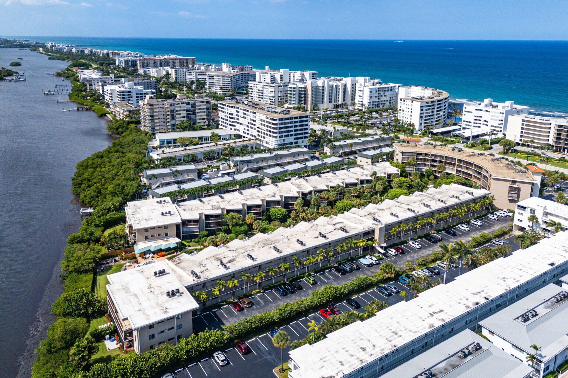 3605 S Ocean Boulevard, South Palm Beach, FL 33480 Photo