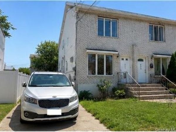 299 Van Pelt Avenue , Staten Island, NY 10303