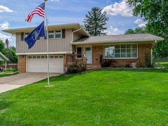 3803 Hemlock Court Rockford, IL 61107