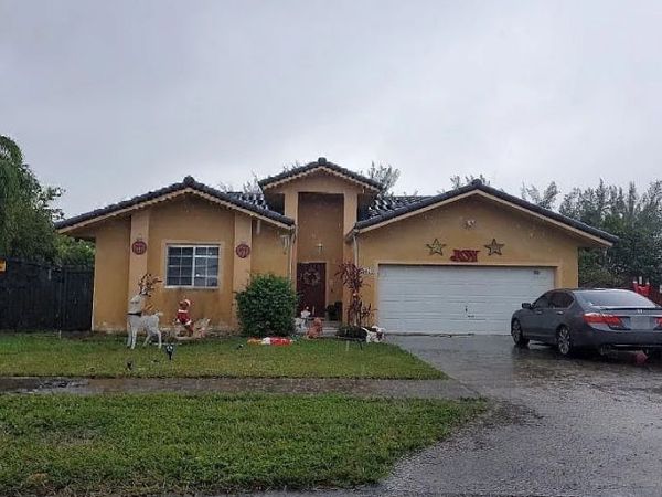 8670 SW 199TH ST, Other, FL 33189