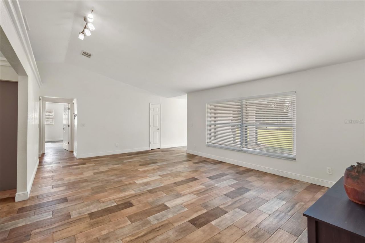 2735 NE 127th Place , Anthony, FL 32617 Photo